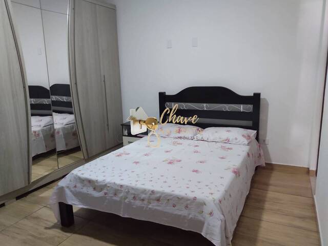 Casa para Venda em Taboão da Serra - 4