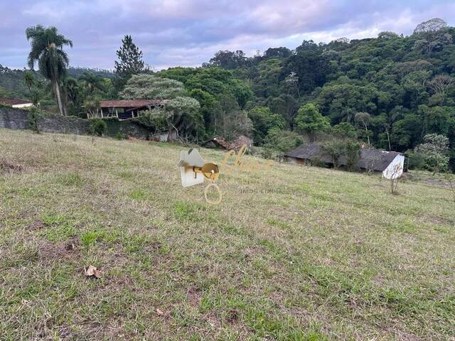 Terreno para Venda em Itapecerica da Serra - 4