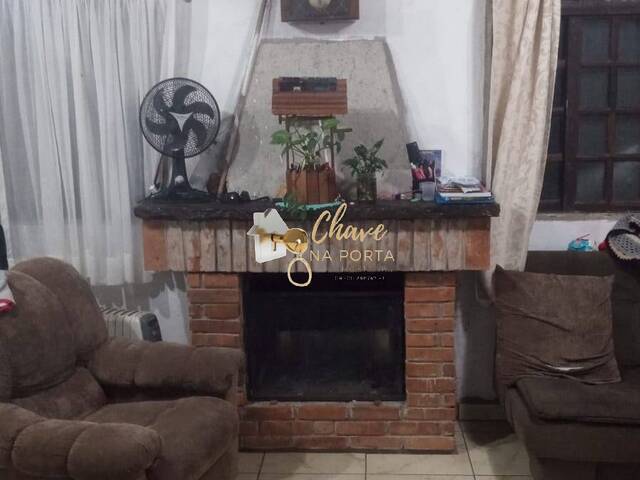 Casa para Venda em Embu-Guaçu - 4
