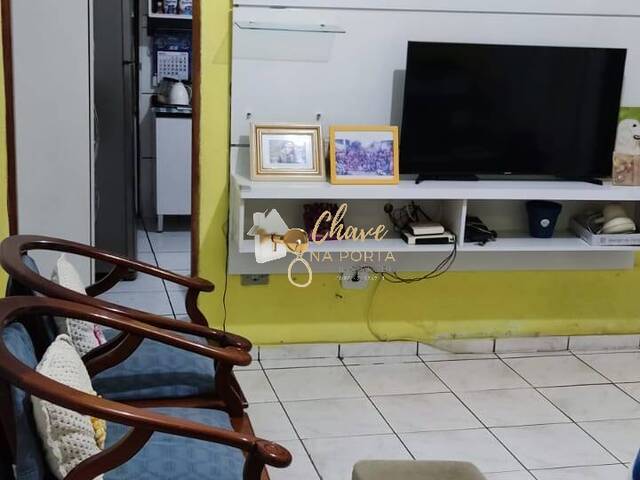 Casa para Venda em Embu das Artes - 4