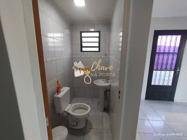 Casa para Venda em São Roque - 2