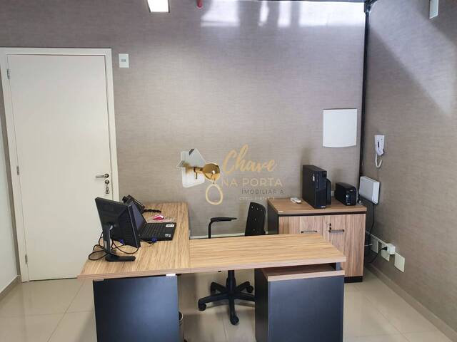 Sala para Venda em Taboão da Serra - 4
