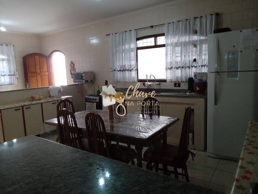 Casa, 3 quartos, 165 m² - Foto 1