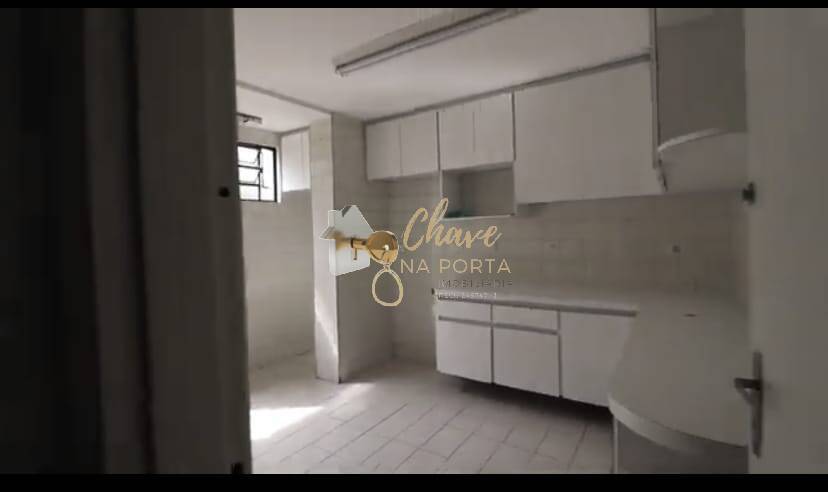 Casa, 3 quartos, 198 m² - Foto 4