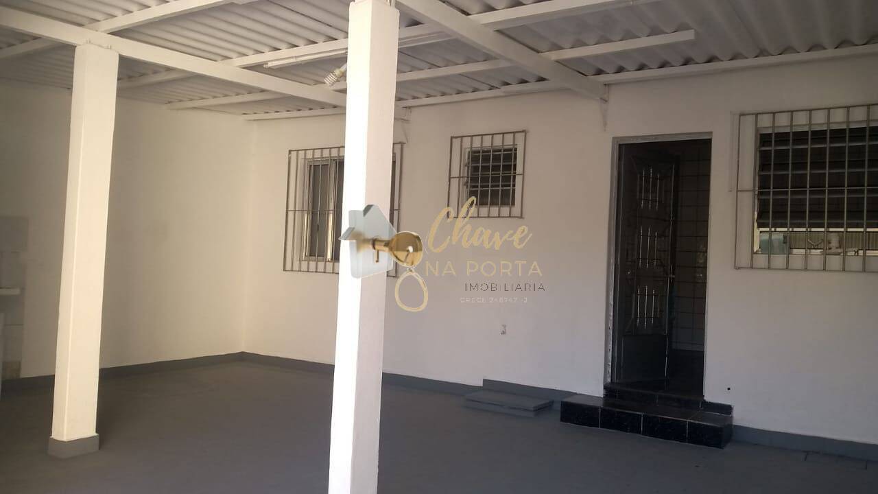 Casa, 4 quartos, 250 m² - Foto 2