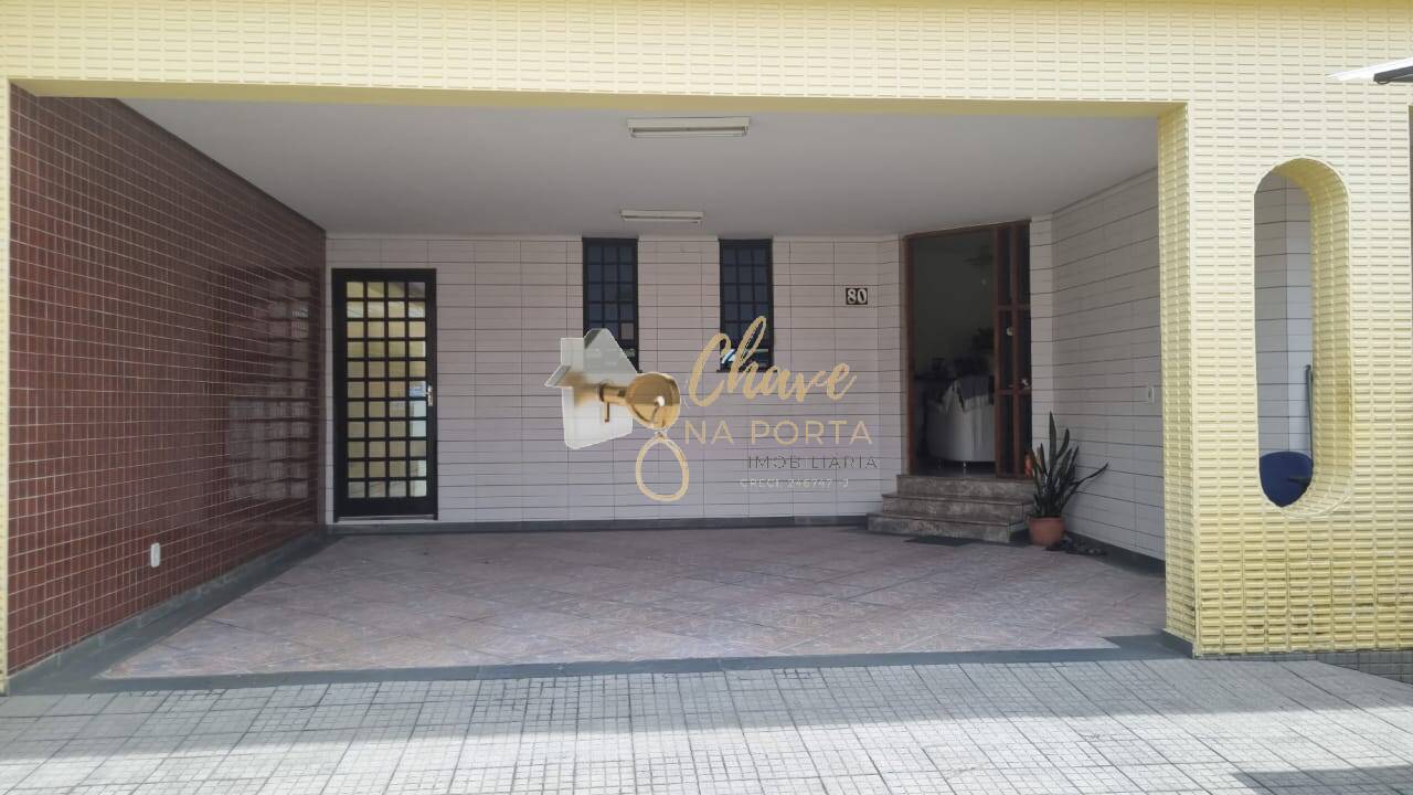 Casa, 4 quartos, 264 m² - Foto 2