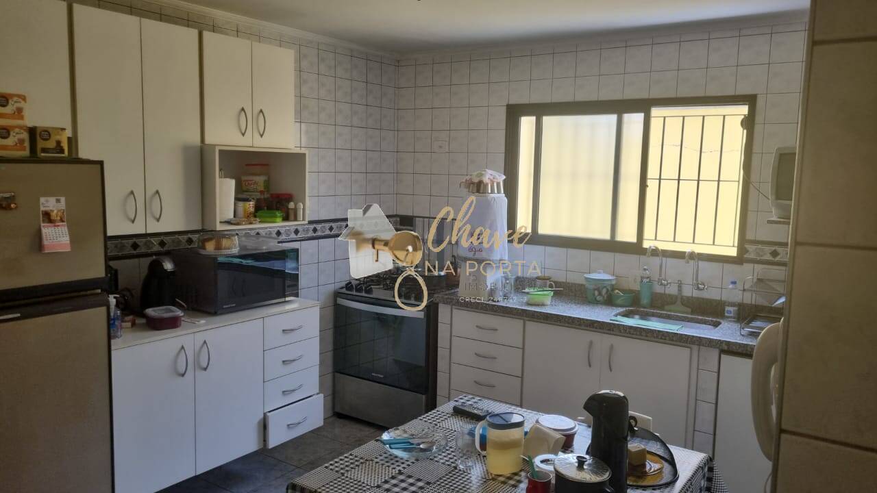 Casa, 4 quartos, 264 m² - Foto 28