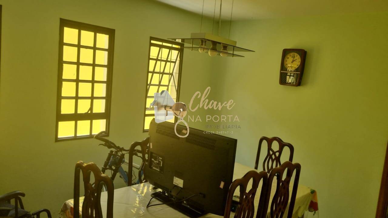 Casa, 4 quartos, 264 m² - Foto 32