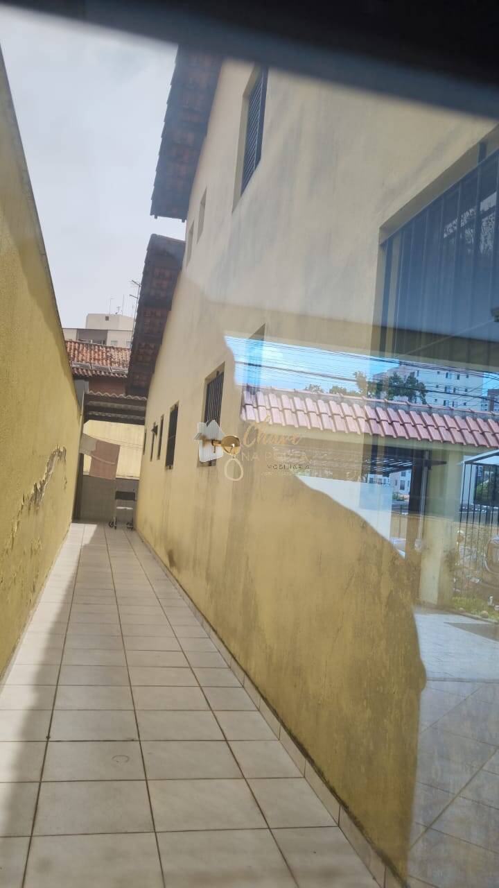 Casa, 4 quartos, 264 m² - Foto 39