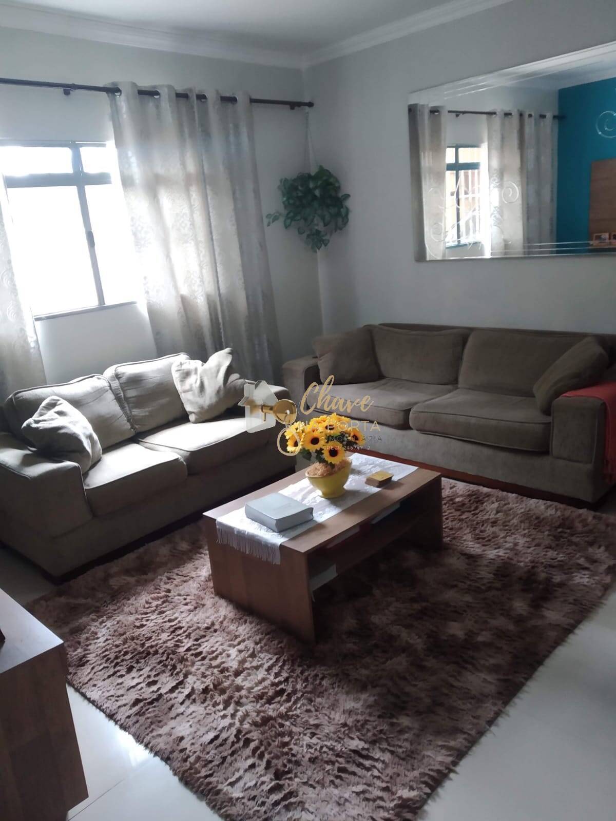 Casa, 3 quartos, 230 m² - Foto 1