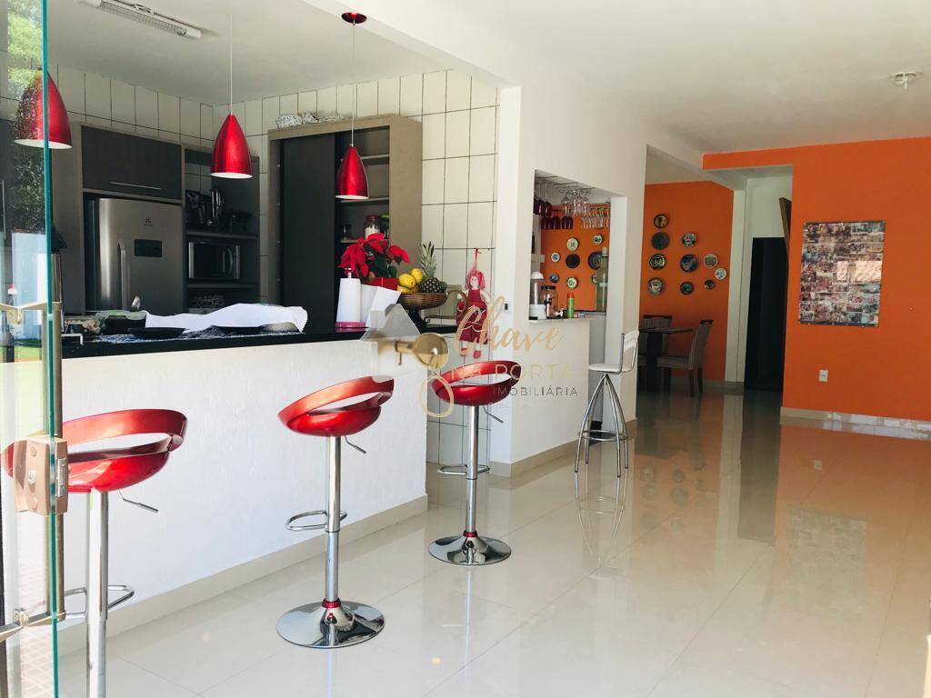 Sobrado, 4 quartos, 310 m² - Foto 2