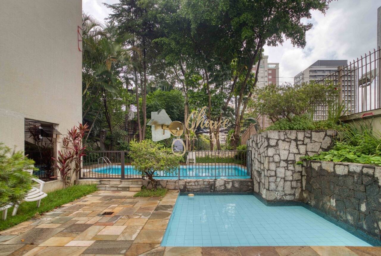 Apartamento, 3 quartos, 155 m² - Foto 1