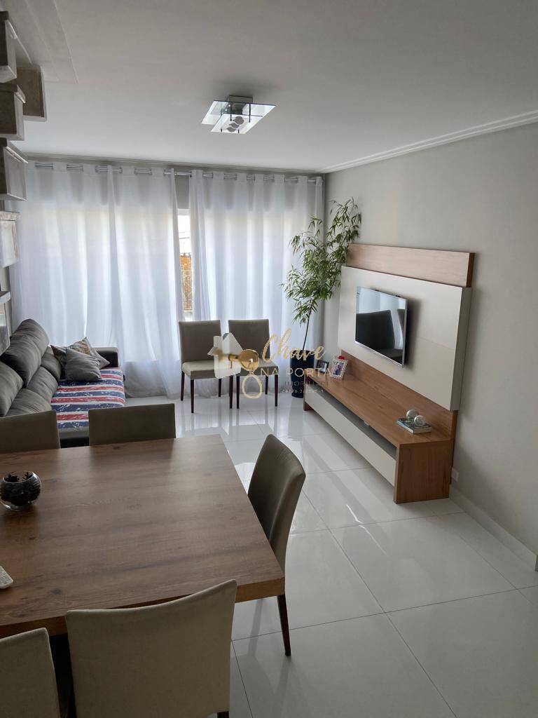 Casa, 3 quartos, 220 m² - Foto 1