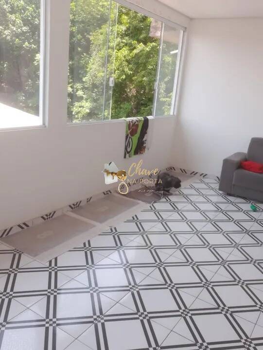 Sobrado, 3 quartos, 220 m² - Foto 2