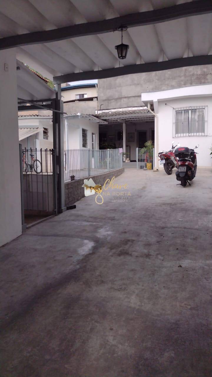 Casa, 4 quartos, 250 m² - Foto 29