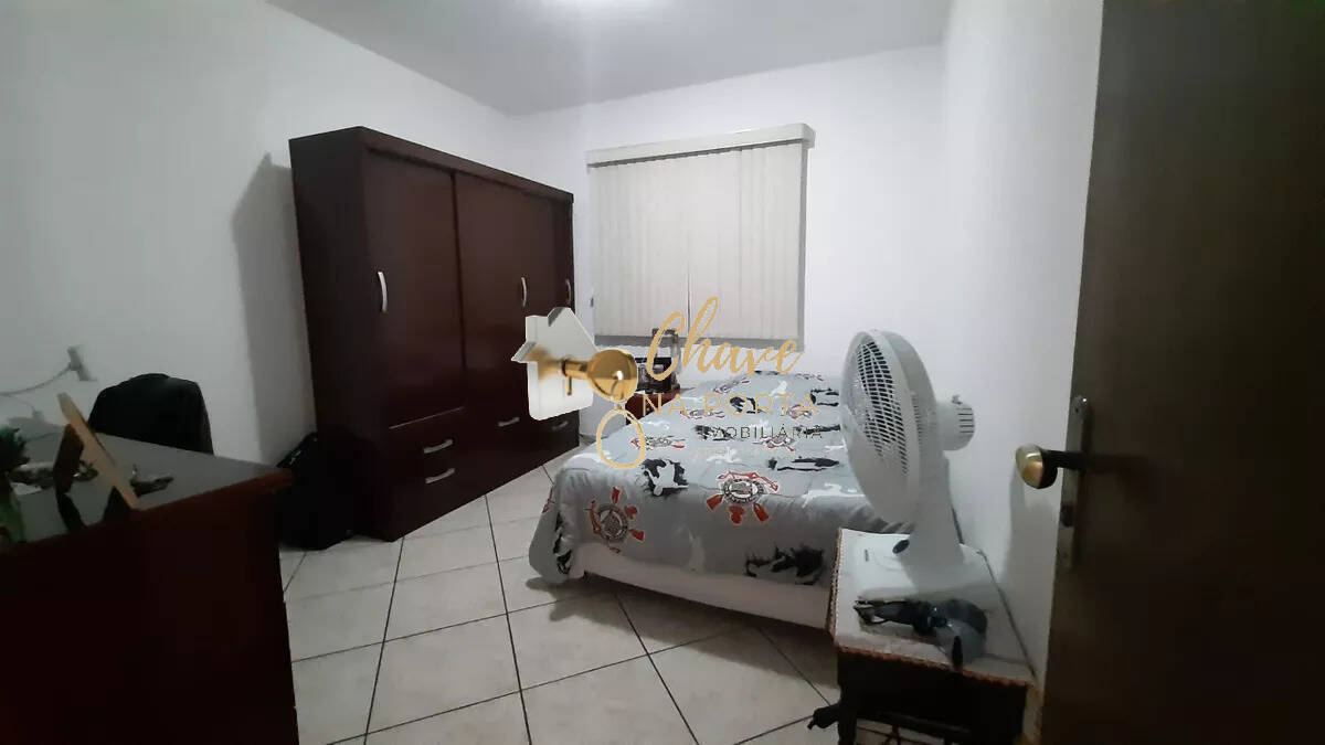 Casa, 4 quartos, 250 m² - Foto 12