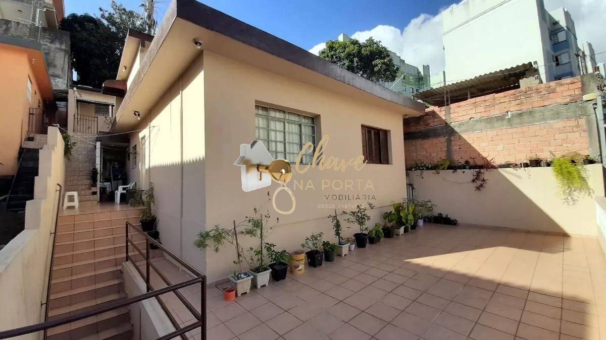 Casa, 4 quartos, 250 m² - Foto 1