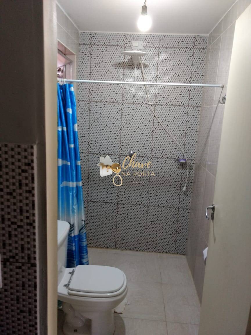 Casa, 6 quartos, 225 m² - Foto 4