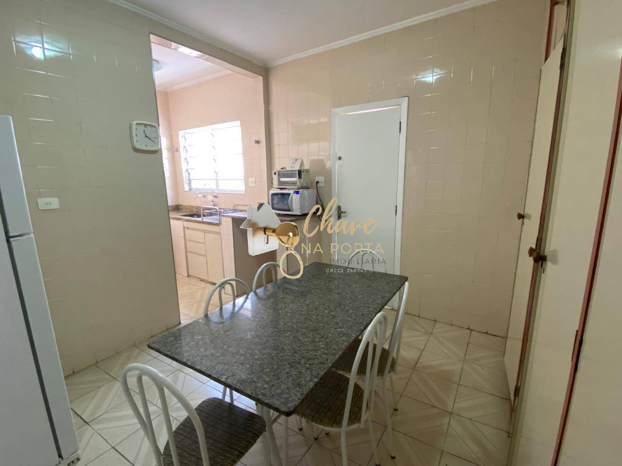 Casa, 3 quartos, 241 m² - Foto 3