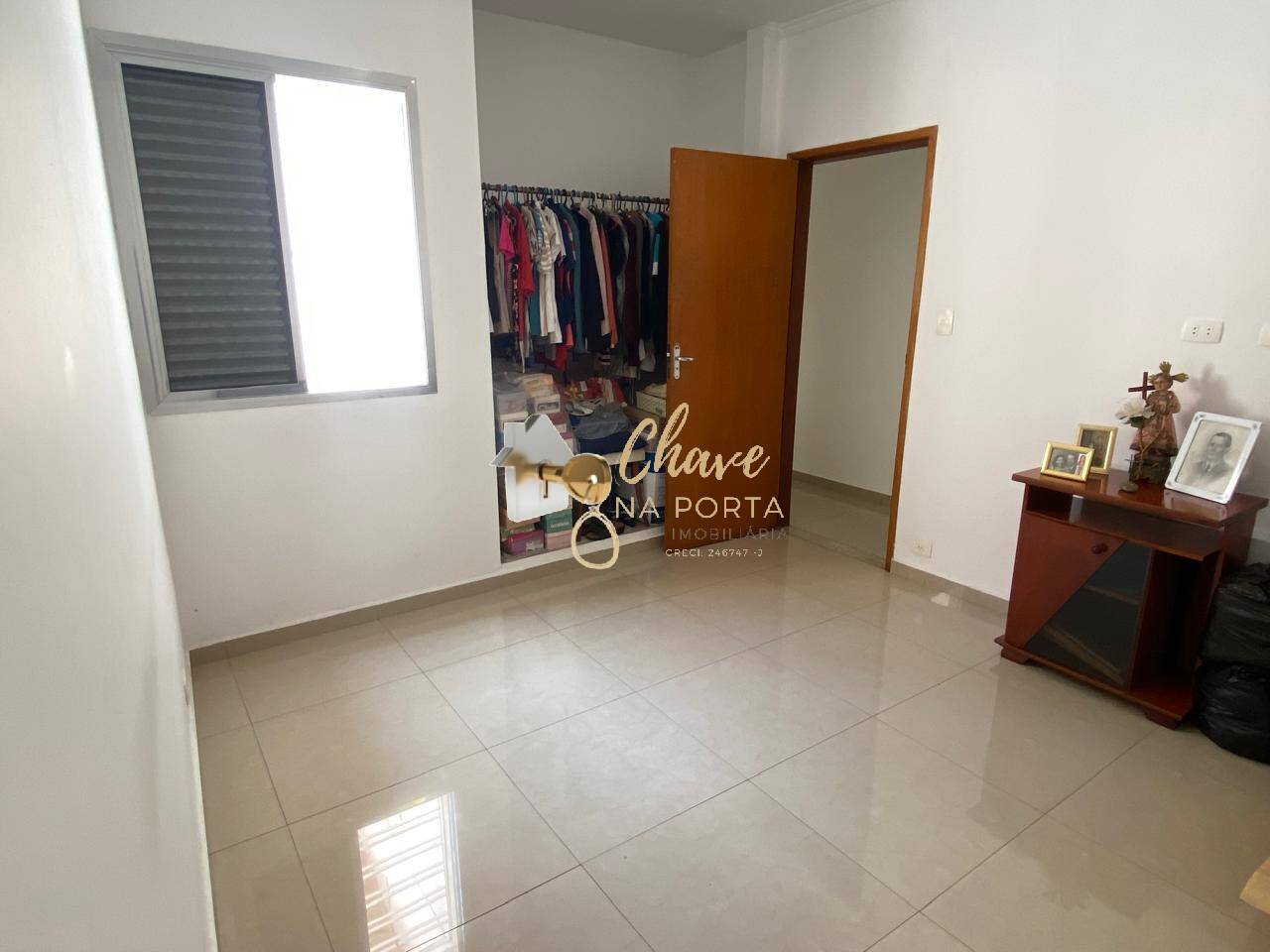 Casa, 3 quartos, 241 m² - Foto 10