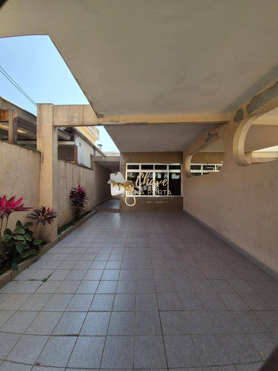 Sobrado, 3 quartos, 200 m² - Foto 1