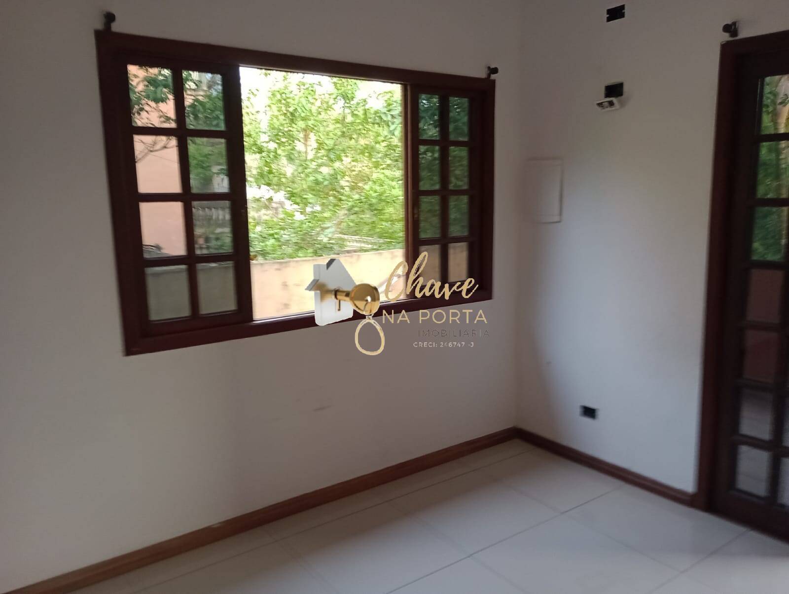 Casa, 4 quartos, 225 m² - Foto 6