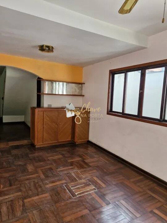 Casa, 4 quartos, 150 m² - Foto 1