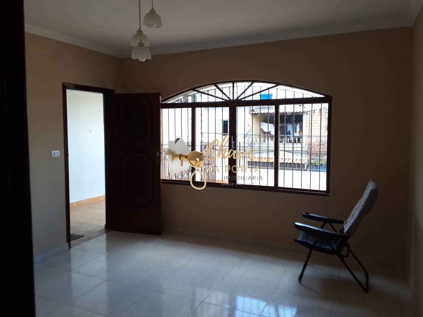 Casa, 3 quartos, 250 m² - Foto 1