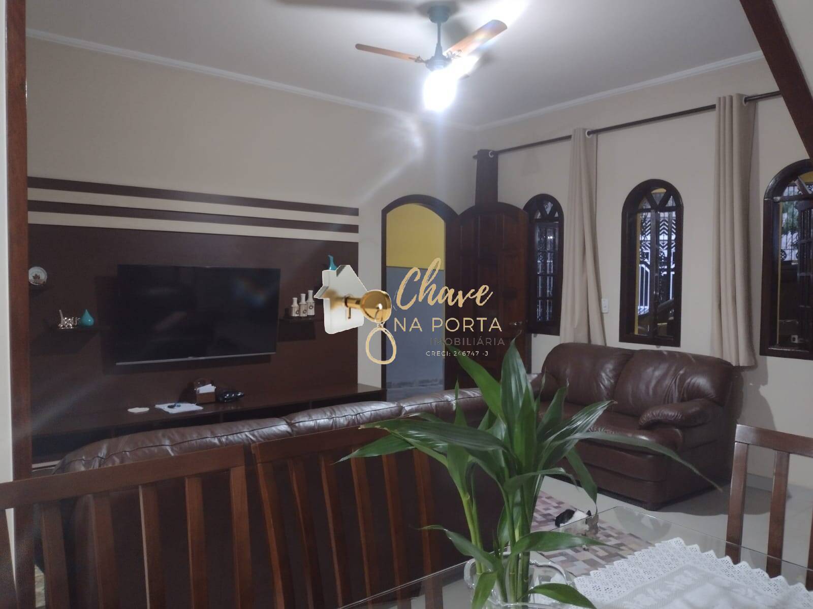 Sobrado, 3 quartos, 230 m² - Foto 1