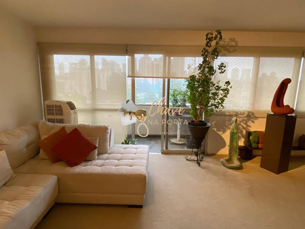 Apartamento, 3 quartos, 142 m² - Foto 2