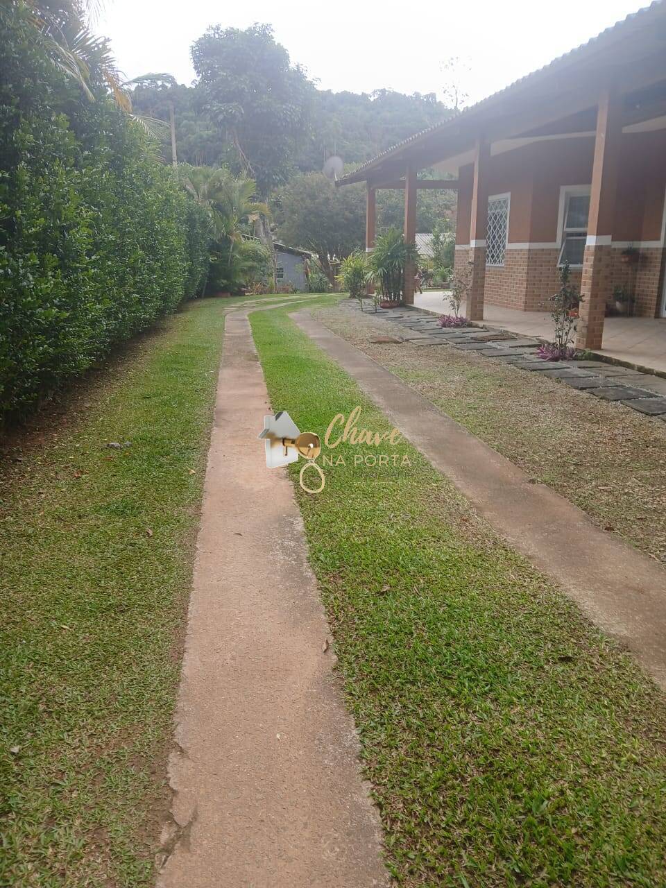 Chácara, 3 quartos, 2500 m² - Foto 2