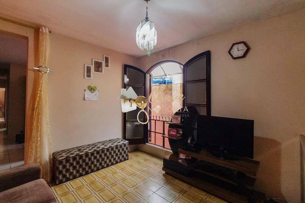 Casa, 5 quartos, 150 m² - Foto 1