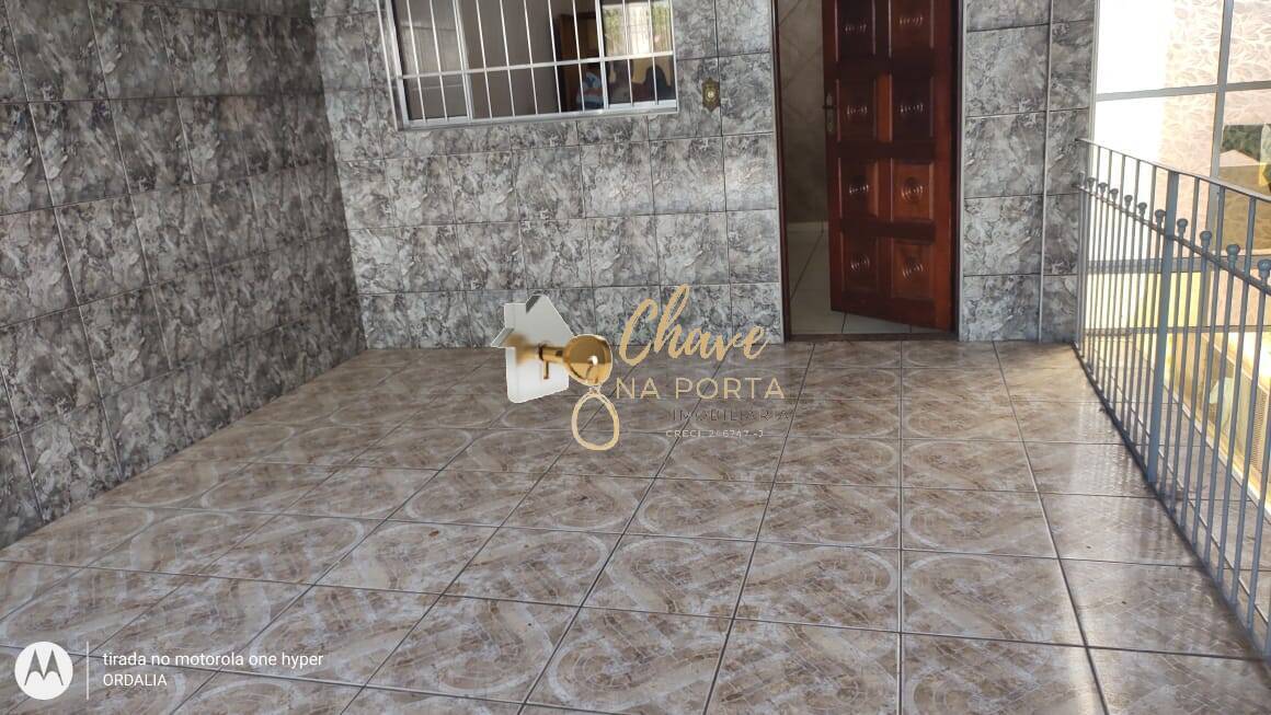 Casa, 4 quartos, 216 m² - Foto 1