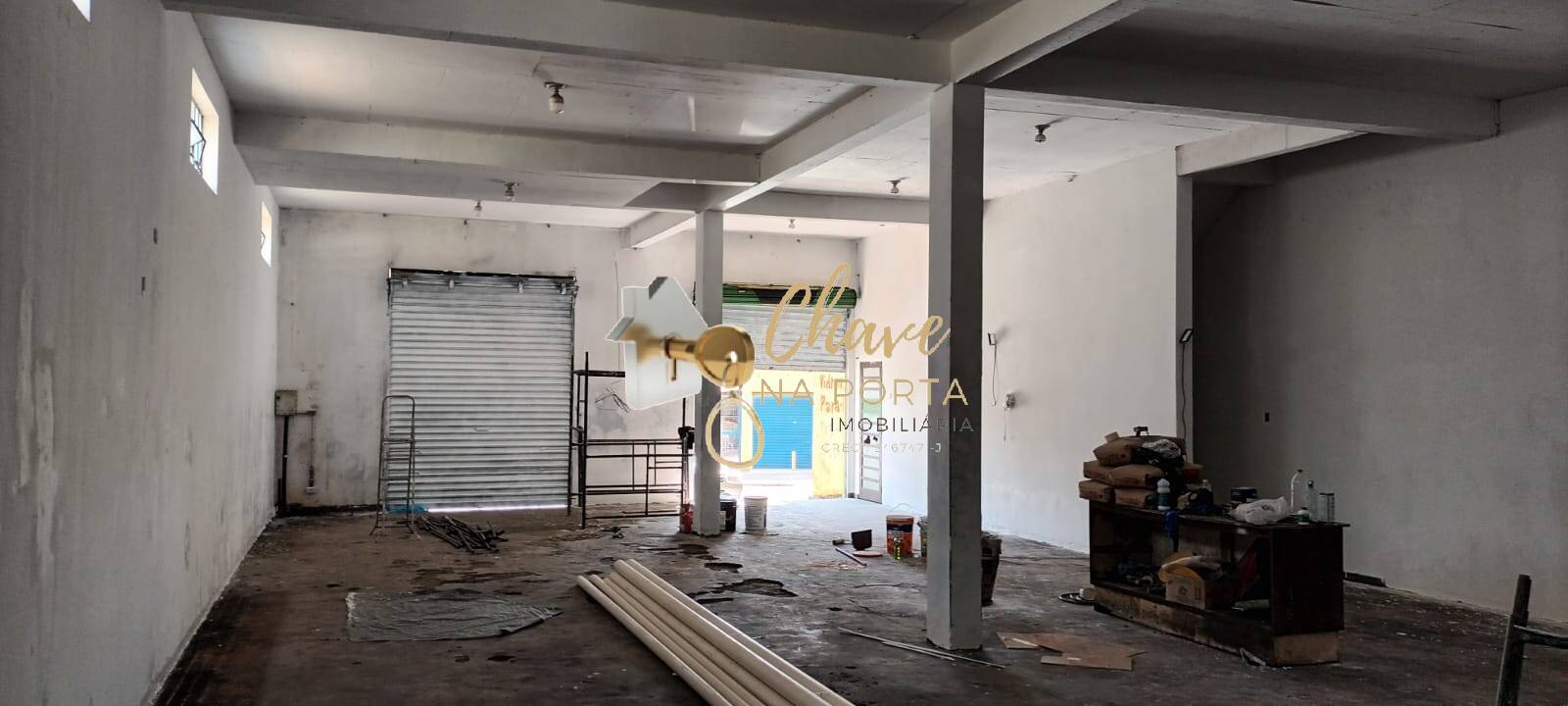 Depósito-Galpão, 240 m² - Foto 1