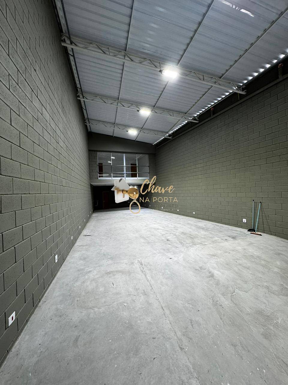 Depósito-Galpão, 150 m² - Foto 1