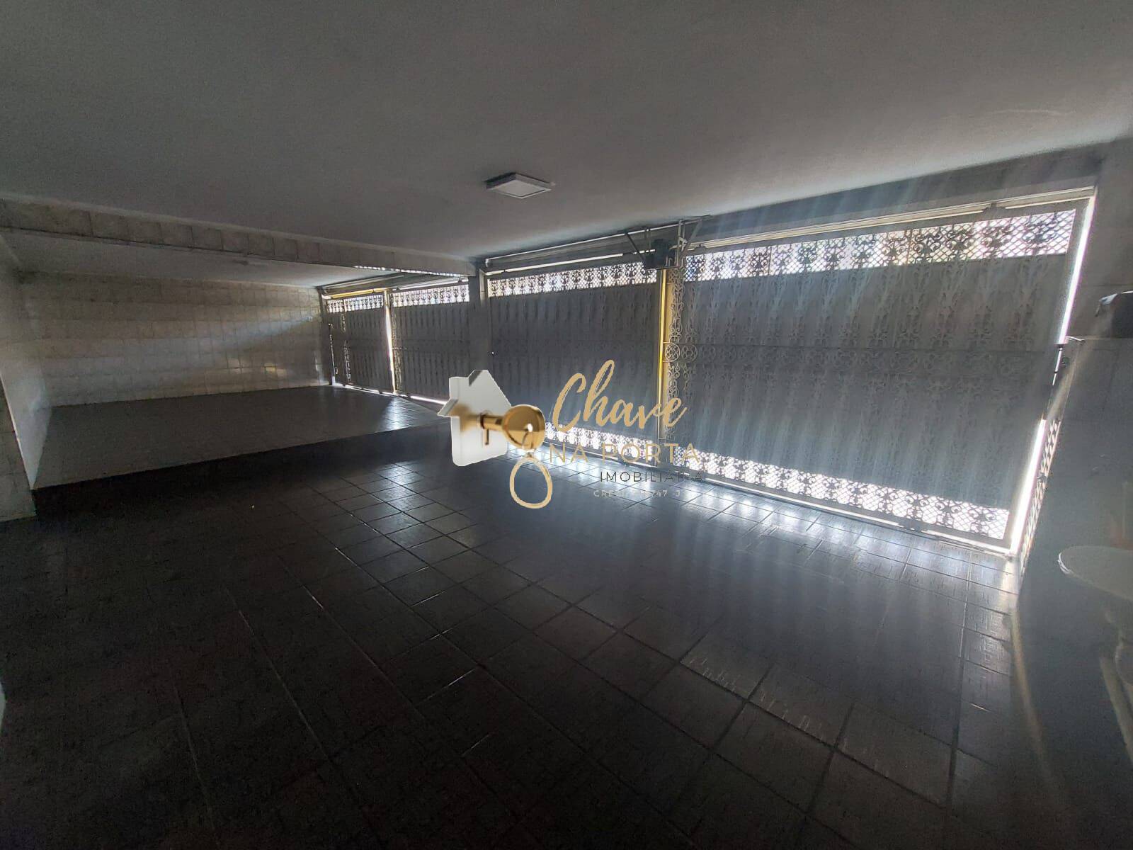 Casa, 4 quartos, 256 m² - Foto 29
