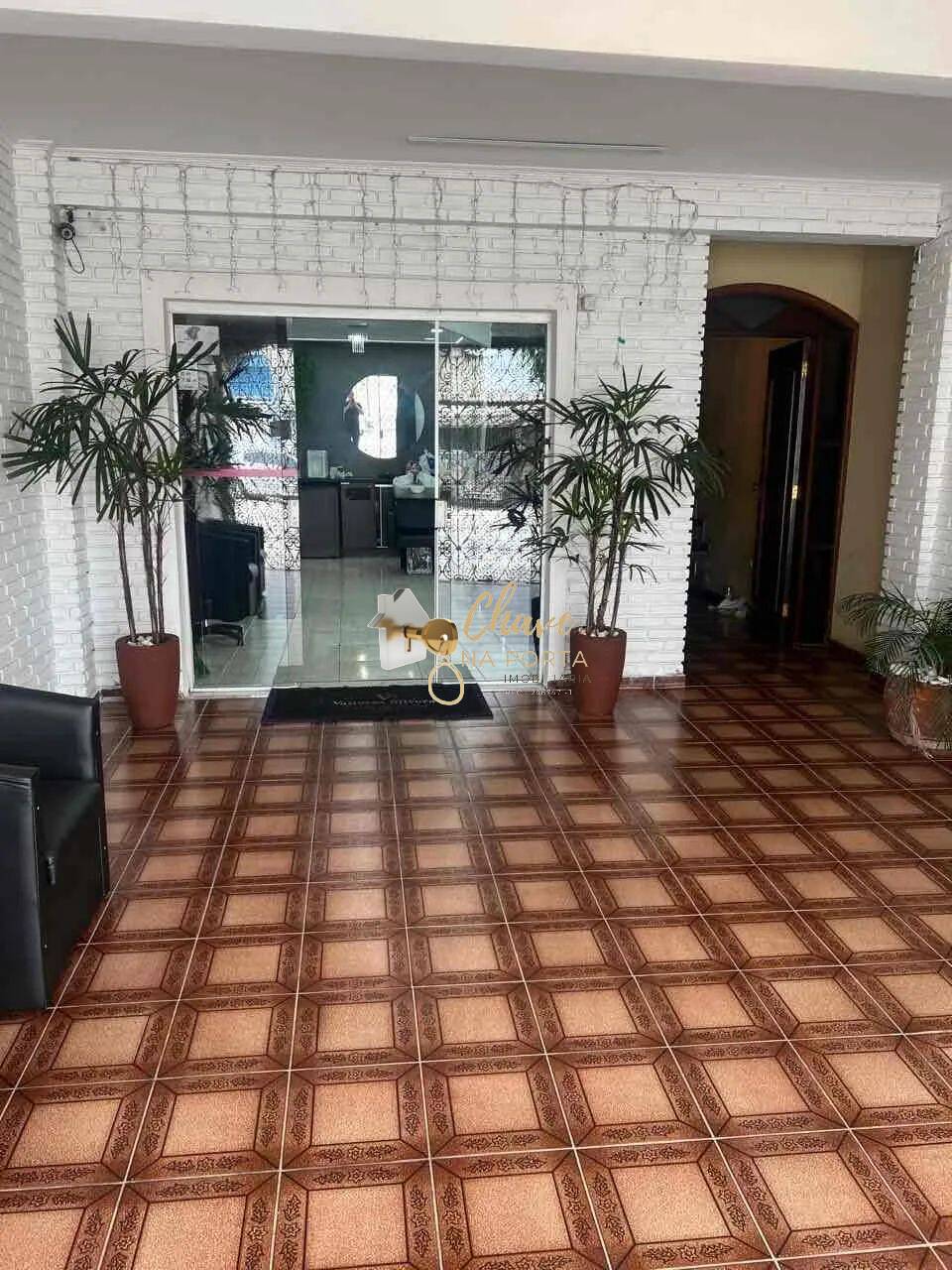 Casa, 4 quartos, 375 m² - Foto 1