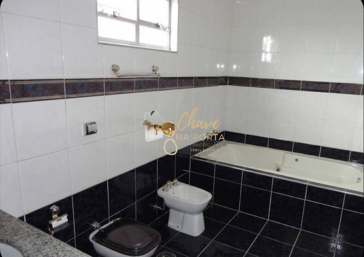 Casa, 5 quartos, 220 m² - Foto 8