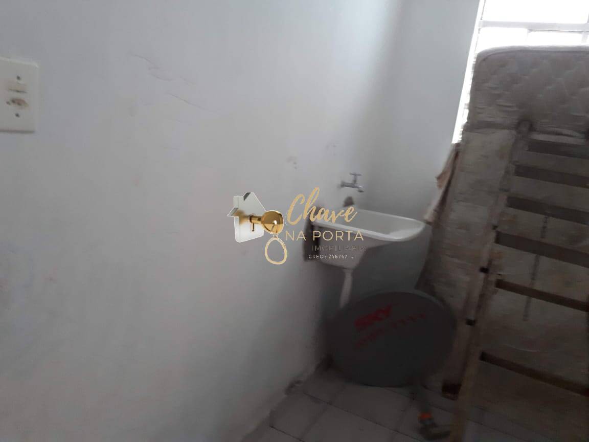 Casa, 1 quarto, 180 m² - Foto 6