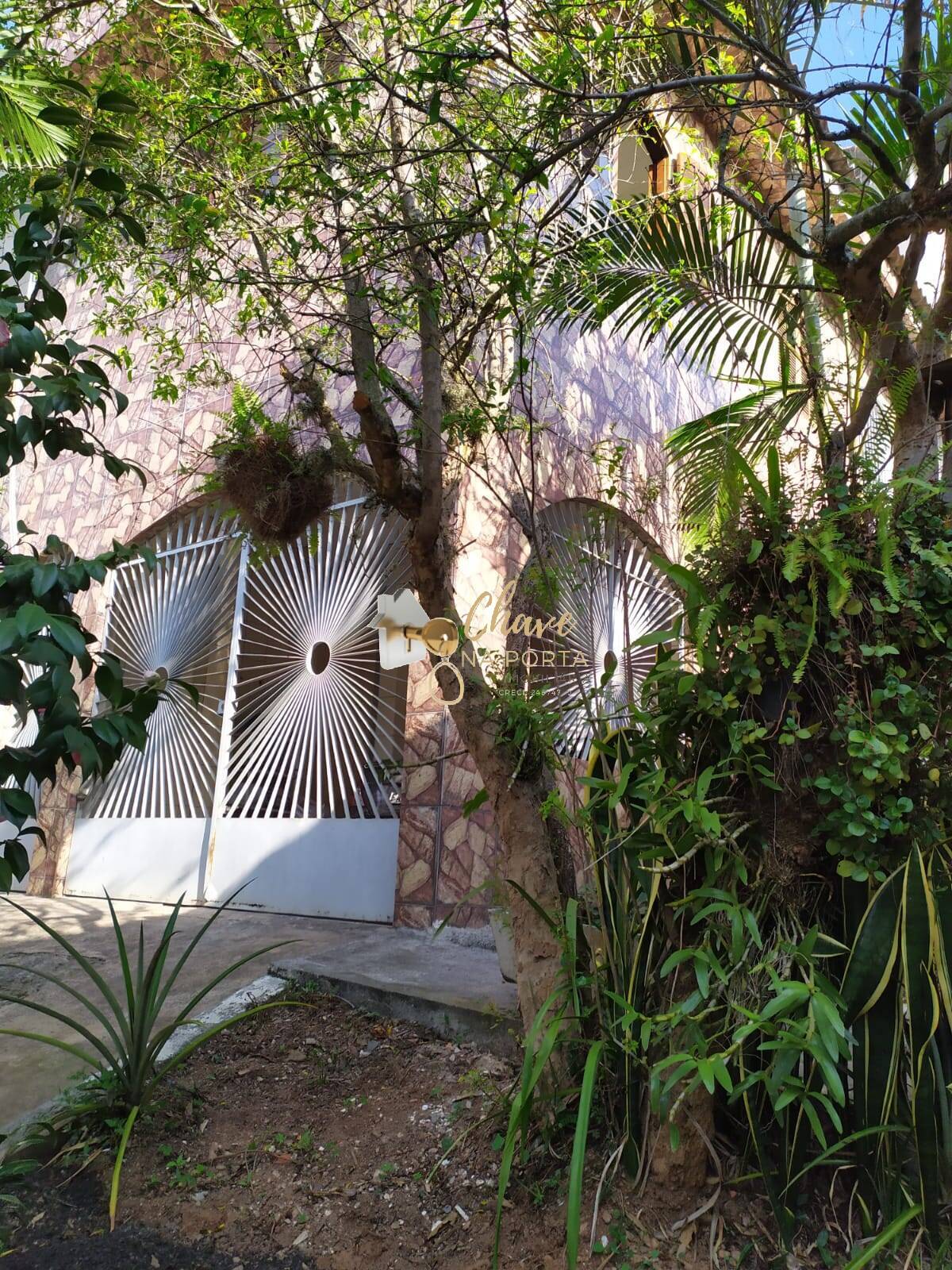 Sobrado, 9 quartos, 348 m² - Foto 2