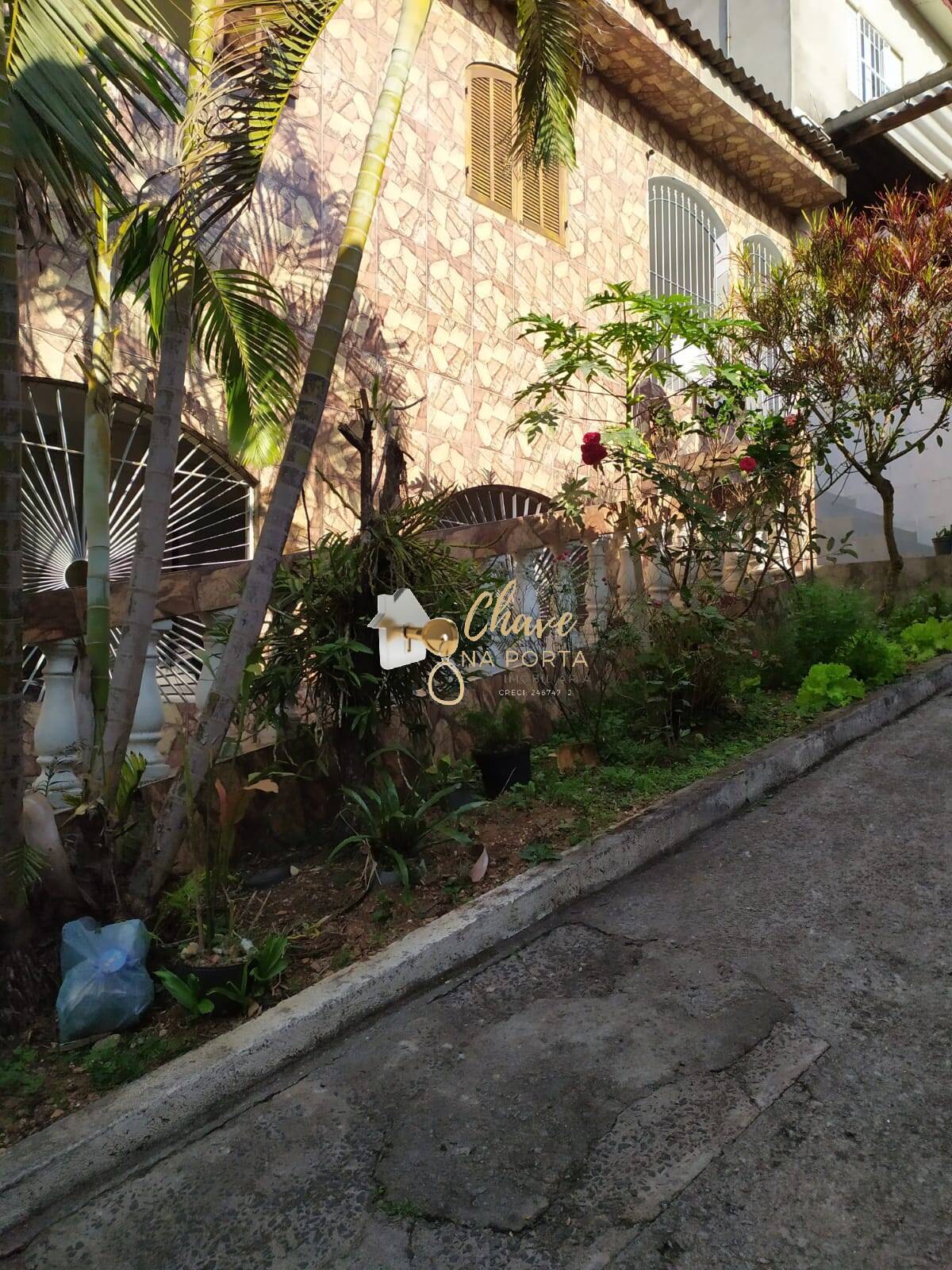 Sobrado, 9 quartos, 348 m² - Foto 3