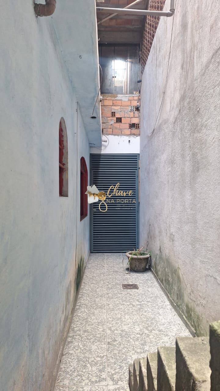 Casa, 6 quartos, 200 m² - Foto 4
