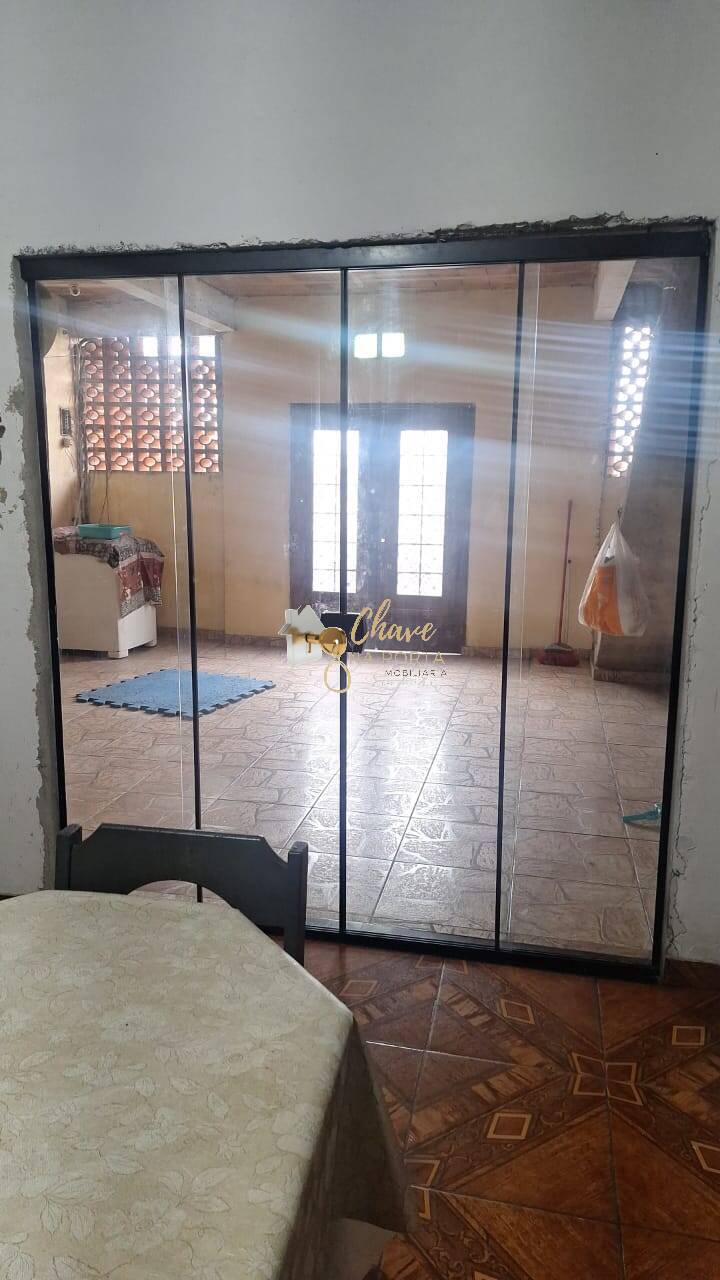 Casa, 6 quartos, 200 m² - Foto 2