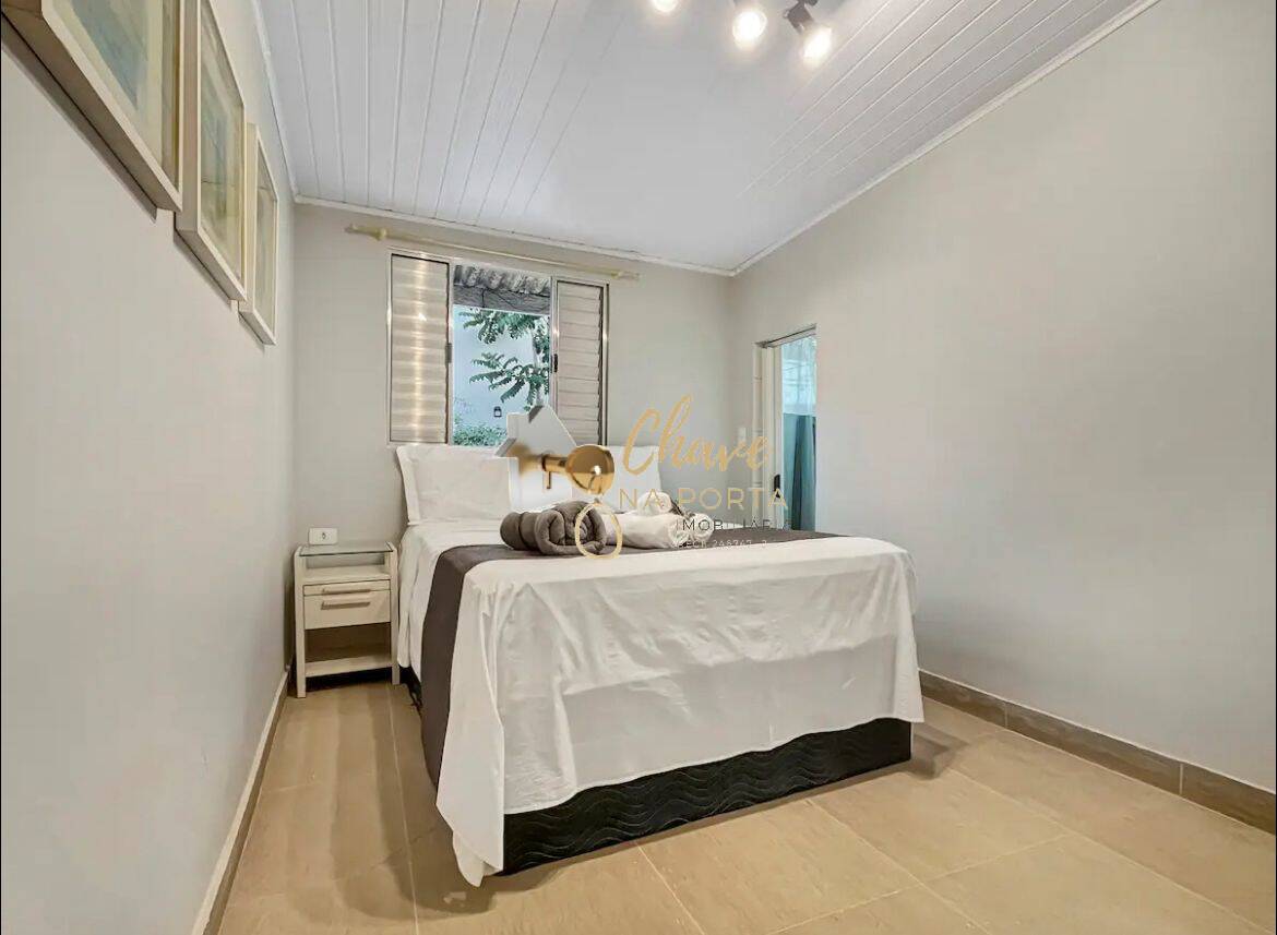 Casa, 6 quartos, 276 m² - Foto 9
