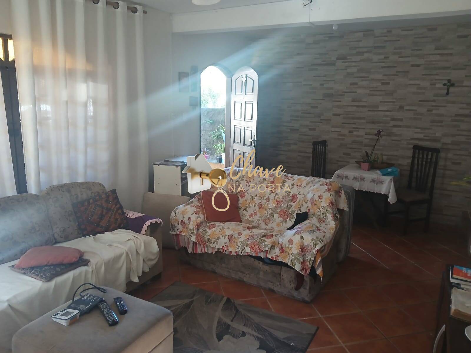 Sobrado, 3 quartos, 200 m² - Foto 1